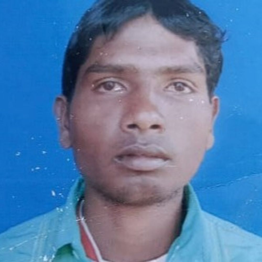 भोजपुर में झारखंड निवासी मजदूर की गला रेतकर हत्या ईंट भट्ठे पर काम करने के लिए आया था आरोपी गिरफ्तार खाने पीने को…