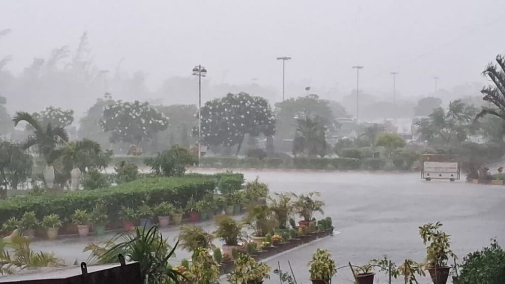 झारखंड में मौसम लेगा करवट, उनतीस मई से मिलेगी राहत; कई जिलों में तेज बारिश और वज्रपात का ऑरेंज अलर्ट