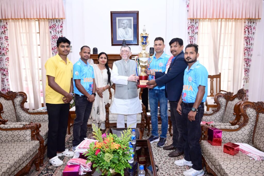 झारखंड के बधिर क्रिकेट खिलाड़ियों ने बढ़ाया मान, राज्यपाल ने किया सम्मानित