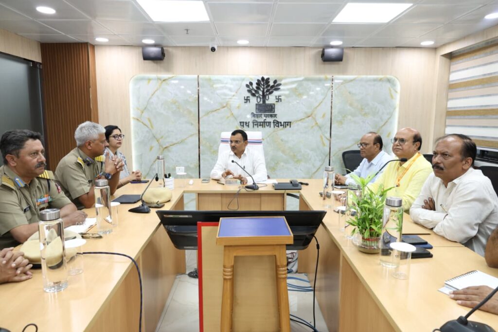 ग्रामीण सड़कों पर हादसे रोकने की बड़ी पहल, विभाग ने जारी किए सख्त निर्देश