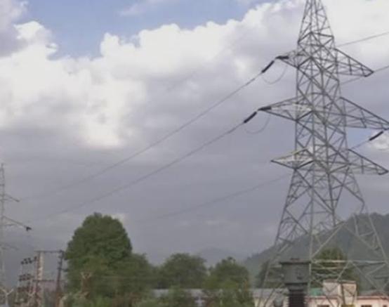 Tragic Accident in Lohardaga: Three Youths Come into Contact with 11,000-Volt Wire; One Dead