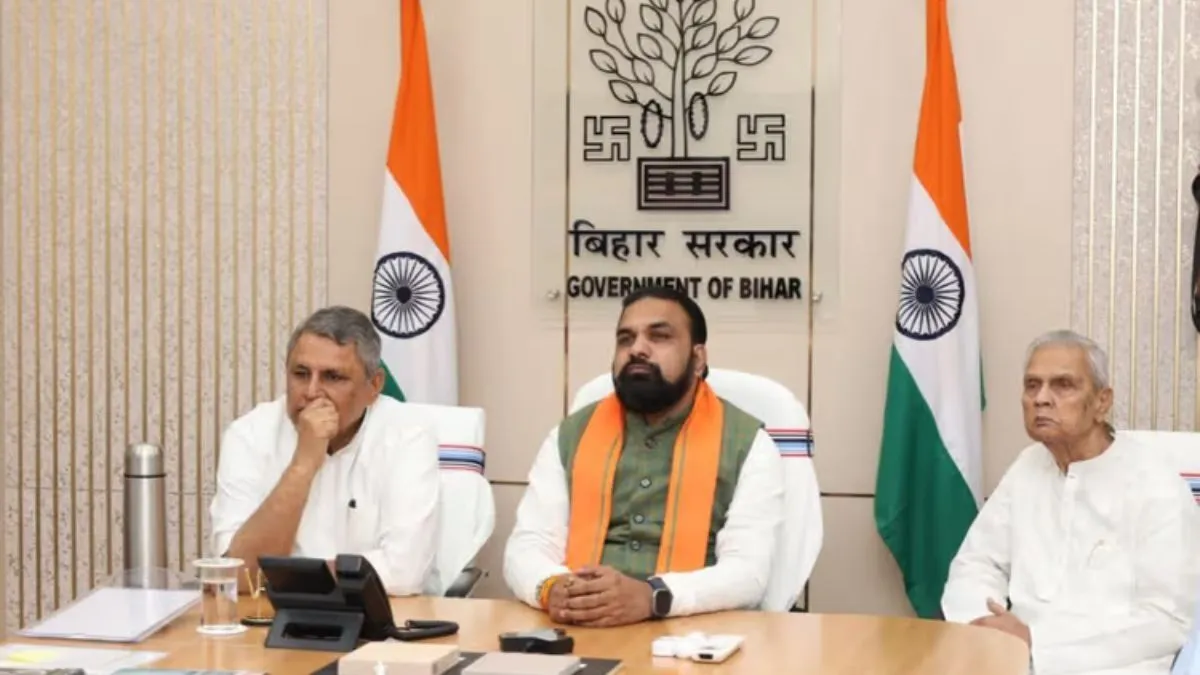योजनावार टेंडर से गांवों में सड़क पुल निर्माण को मिलेगी रफ्तार कैबिनेट मंजूरी के बाद बदली निविदा प्रक्रिया देरी पर लगेगा ब्रेक…
