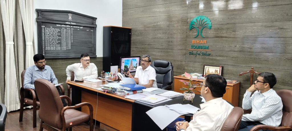 श्रावणी मेला की तैयारियां तेज तीस जुलाई से अट्ठाईस अगस्त तक चलेगा आयोजन शिवमय होगा पूरा मेला पथ...