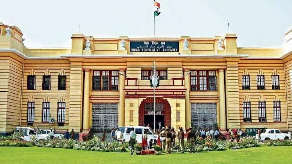 बिहार विधान परिषद की दस सीटों पर निर्विरोध निर्वाचन तय, आज नामांकन वापसी का अंतिम दिन…