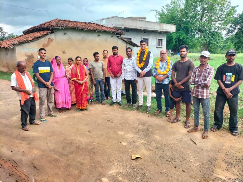 जनसेवा से चुनावी मैदान तक चतरा में डॉक्टर अभिषेक ने किया लोकसभा चुनाव लड़ने का ऐलान