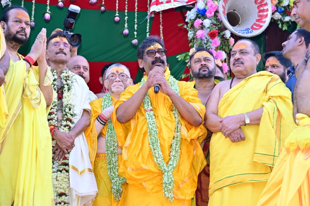 रांची की ऐतिहासिक जगन्नाथ रथ यात्रा में उमड़ा आस्था का सैलाब,राज्यपाल,मुख्यमंत्रीऔर केंद्रीय मंत्री ने किया महाप्रभु का दर्शन