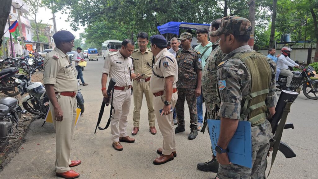 चतरा में एसपी आवास के सामने दिनदहाड़े फायरिंग,सिक्योरिटी गार्ड की मौत;जिला बल का जवान हिरासत में