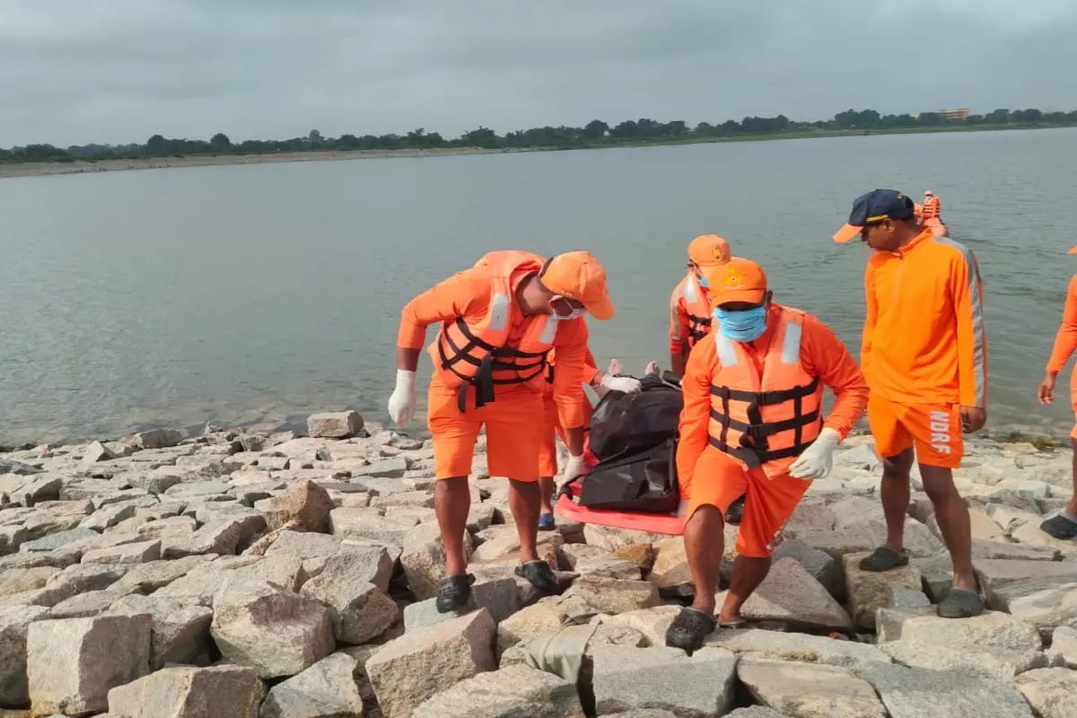 धुर्वा डैम से विधानसभा कर्मी बुलंद अख्तर का शव बरामद एनडीआरएफ ने चलाया सर्च ऑपरेशन